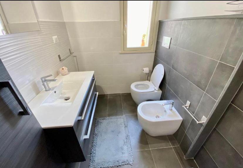 Casa Martina Apartment อาโวลา ภายนอก รูปภาพ